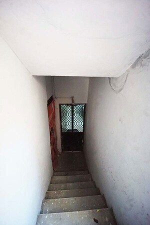 Room in 3 BHK Apartment at Isanpur – for Sale