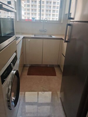 Team Area in 1 BHK Apartment at Hiranandani Regent Hill, Powai – for Rent