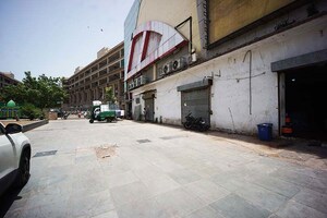  Warehouse For Sale in Kankaria
