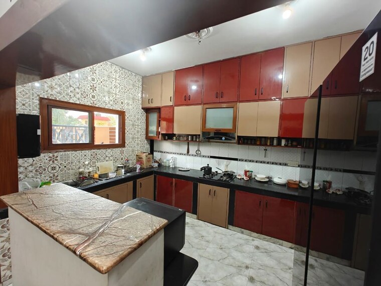 Kitchen, rwa-apartments-sector-40 2.5 Bedroom 860 Sq.Ft. Builder Floor In Sector 40 Noida 10501967