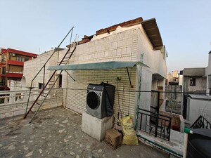 2.5 BHK Builder Floor – Exterior View View at RWA Apartments Sector 40, Sector 40 - for Rent