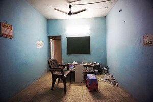 Parking in 3 BHK Independent House at Satellite – for Sale