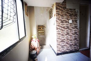 Bedroom in 3 BHK Independent House at Satellite – for Sale