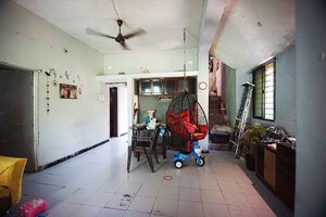 Parking in 3 BHK Independent House at Satellite – for Sale