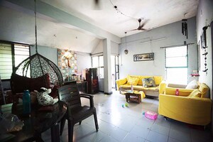 Team Area in 3 BHK Independent House at Satellite – for Sale
