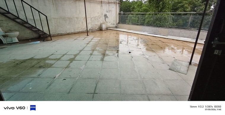 Balcony, rwa-apartments-sector-50 3.5 Bedroom 960 Sq.Ft. Builder Floor In Sector 50 Noida 10501981