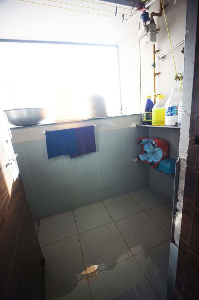 Bathroom, makarba 3 Bedroom 203 Sq.Yd. Apartment In Makarba Ahmedabad 10501995