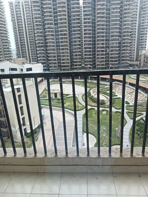 Balcony in 4 BHK Apartment at Gaur Yamuna City 16th Park View, Gaur Yamuna City – for Rent