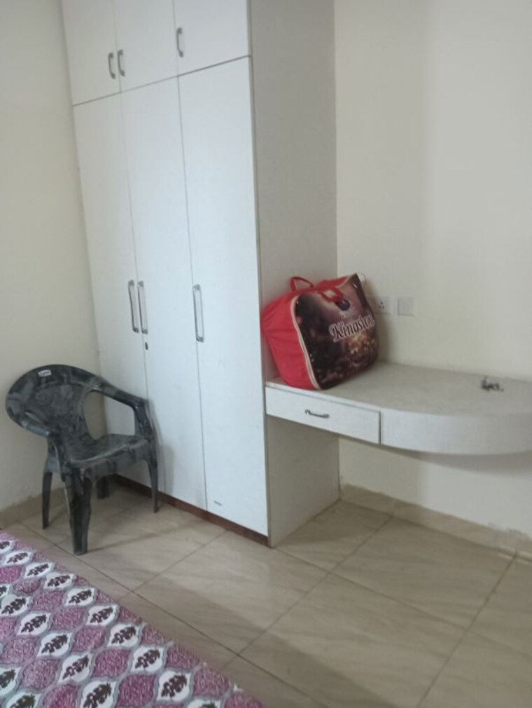 Bathroom, gaur-yamuna-city-16th-park-view 4 Bedroom 1950 Sq.Ft. Apartment In Gaur Yamuna City Greater Noida 10502001