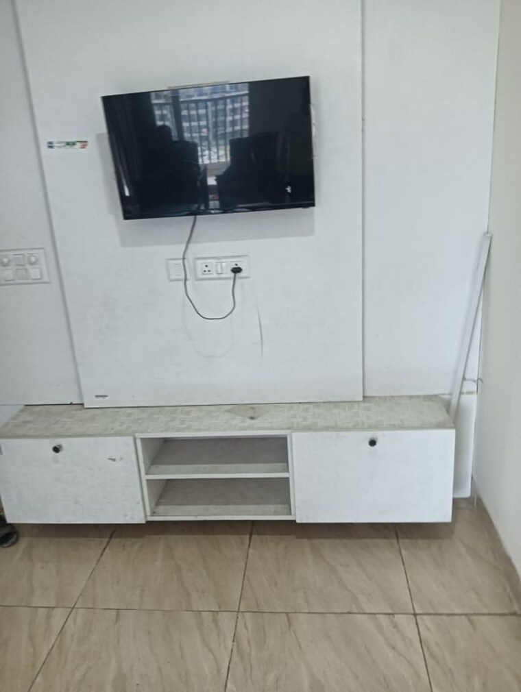 undefined, gaur-yamuna-city-16th-park-view 4 Bedroom 1950 Sq.Ft. Apartment In Gaur Yamuna City Greater Noida 10502001