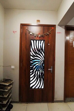 Furnished Amenities in 2 BHK Apartment at Sargasan – for Sale
