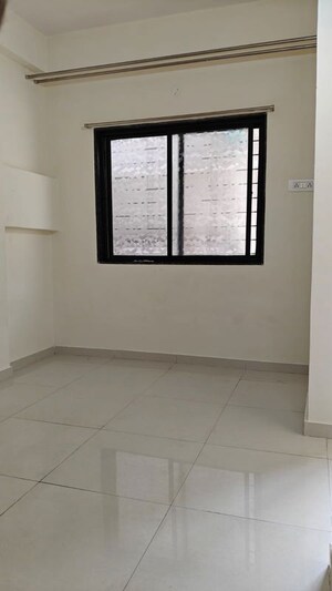Room in 1 RK Apartment at Nilesh Aagan – for Rent