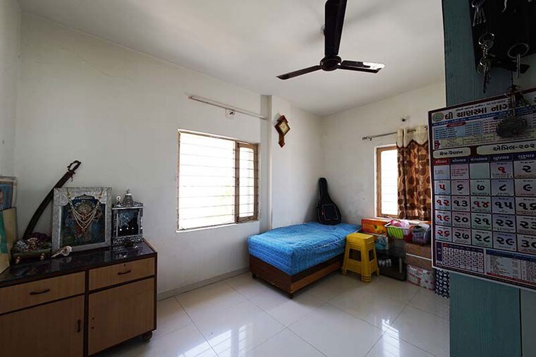 Living Room, ghatlodia 2 Bedroom 130 Sq.Yd. Apartment In Ghatlodia Ahmedabad 10502096