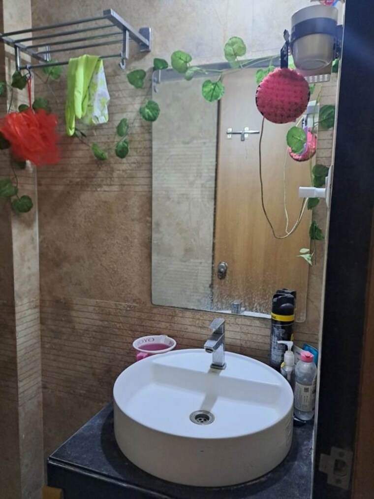 Bathroom, kohinoor-zen-estate 2 Bedroom 950 Sq.Ft. Apartment In Kharadi Pune 10502117