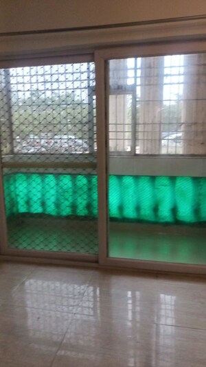 Room in 3 BHK Apartment at Nimbus The Hyde park, Sector 78 – for Rent