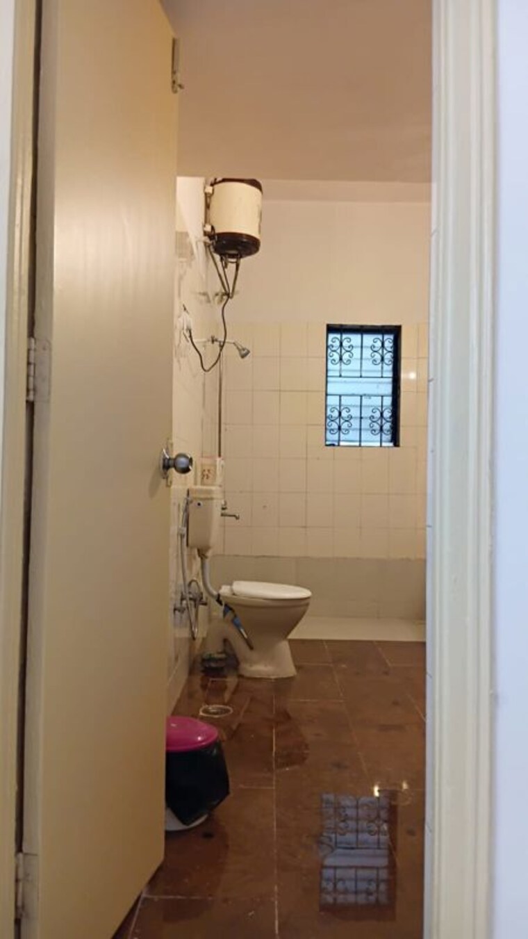 Bathroom, gokul-gardens-villas 3 Bedroom 1500 Sq.Ft. Villa In Viman Nagar Pune 10502130