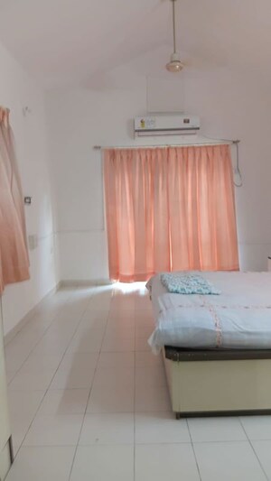 Bedroom in 3 BHK Villa at Gokul Gardens Villas, Viman Nagar – for Rent