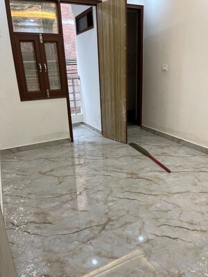 Room in 2 BHK Builder Floor at Sarfabad Village – for Sale