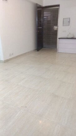 2 BHK + Study Room Apartment For Rent in Amrapali Silicon City