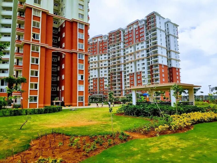 Exterior View, prestige-lakeside-habitat 3 Bedroom 1655 Sq.Ft. Apartment In Varthur Bangalore 10502177