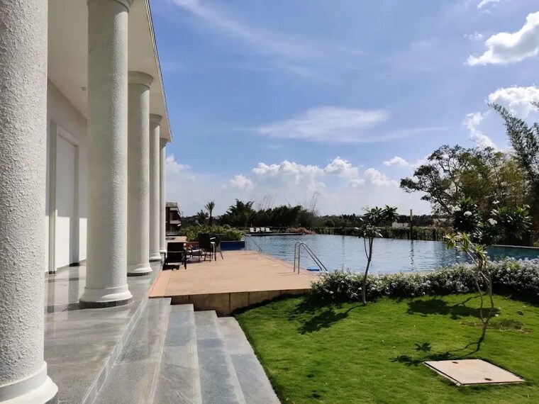 Swimming Pool, prestige-lakeside-habitat 3 Bedroom 1655 Sq.Ft. Apartment In Varthur Bangalore 10502177