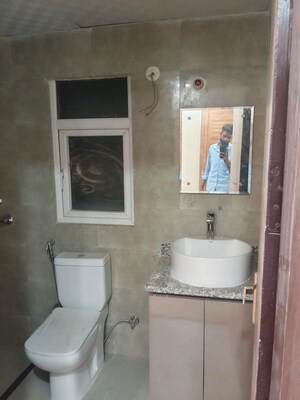 Bathroom in 2.5 BHK Apartment at Trident Embassy Reso, Sector 1 Greater Noida – for Rent