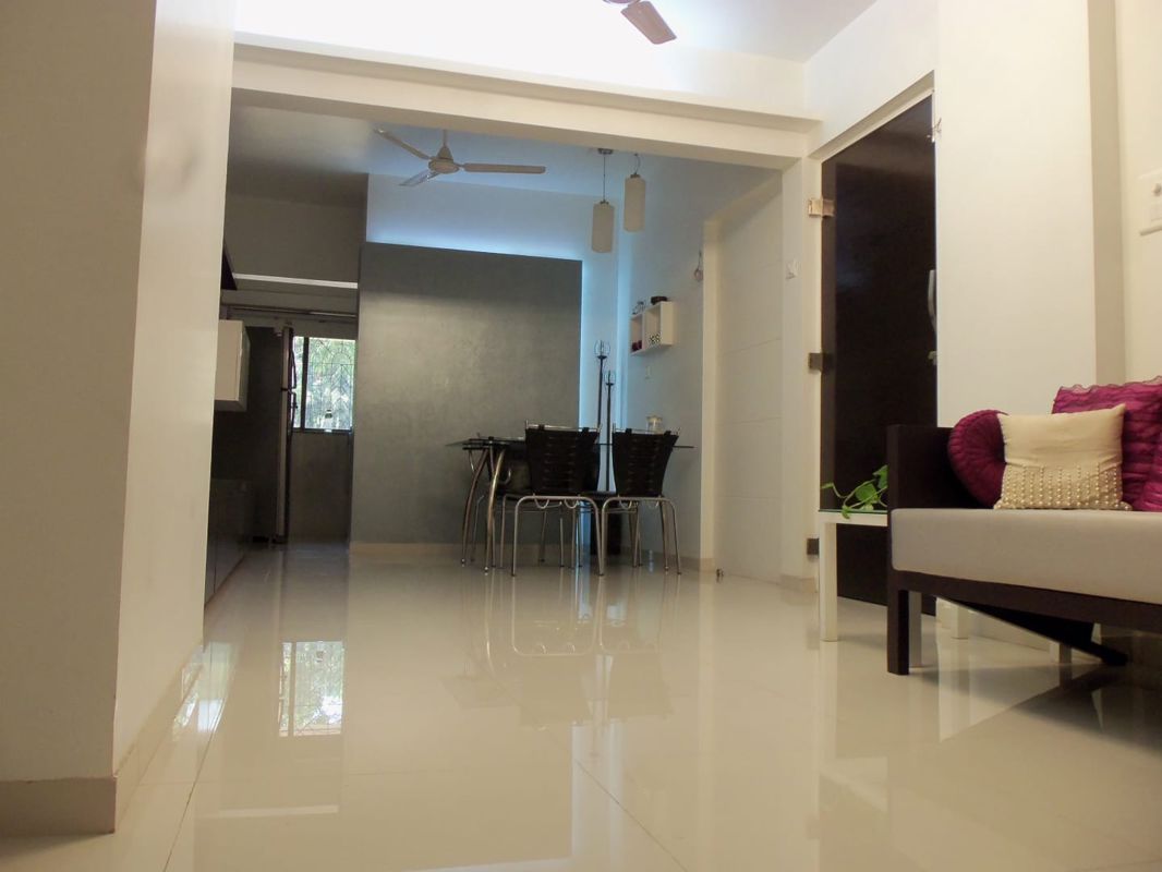 3 BHK + Store Room 1200 Sq.Ft. Apartment in Lok Milan