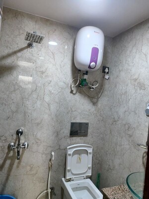 Bathroom in 1 RK Apartment at Arun Vihar, Sector 29 – for Rent