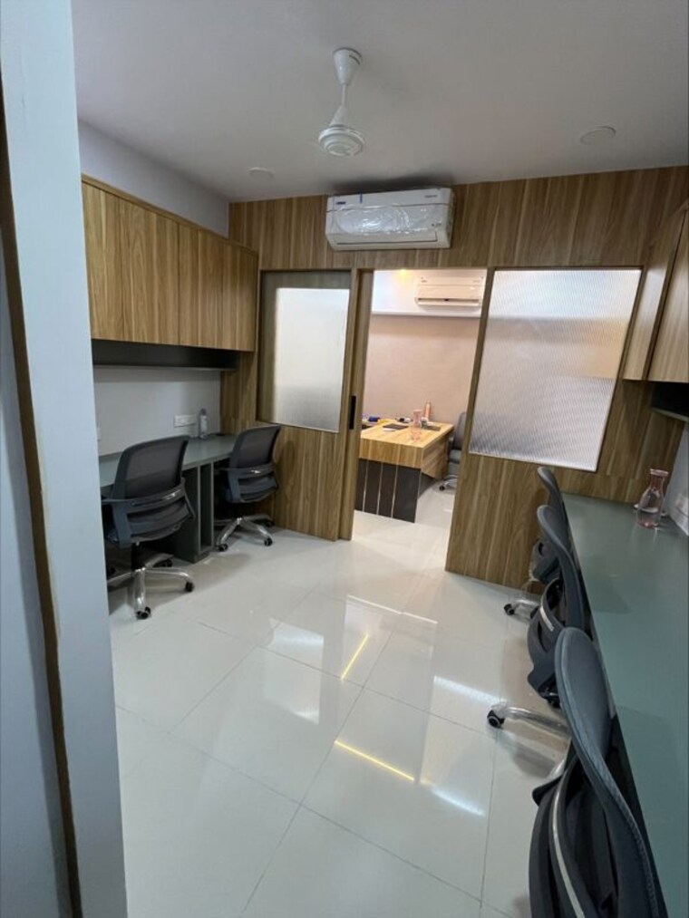 Team Area, shyamal Commercial Office Space 510 Sq.Ft. In Shyamal Ahmedabad 10502168