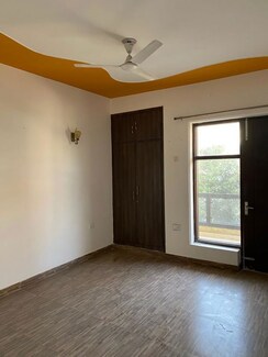 1 RkApartment For Rent in Varun Enclave