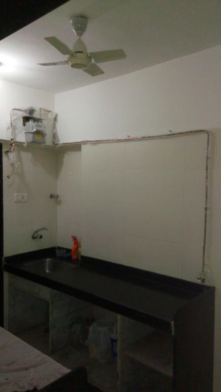 Bathroom, midcity-chakravati-chs 1 Bedroom 450 Sq.Ft. Apartment In Andheri East Mumbai 10502230