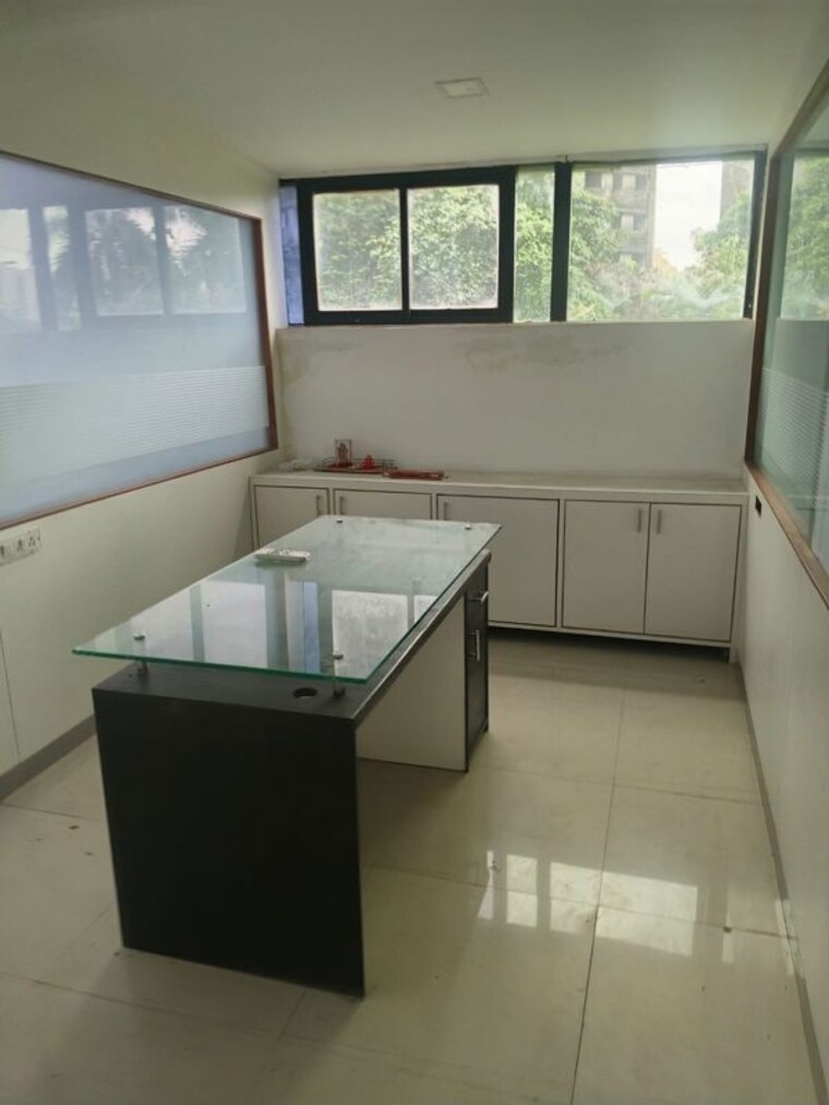 Kitchen, naupada Commercial Office Space 650 Sq.Ft. In Naupada Thane 10502256