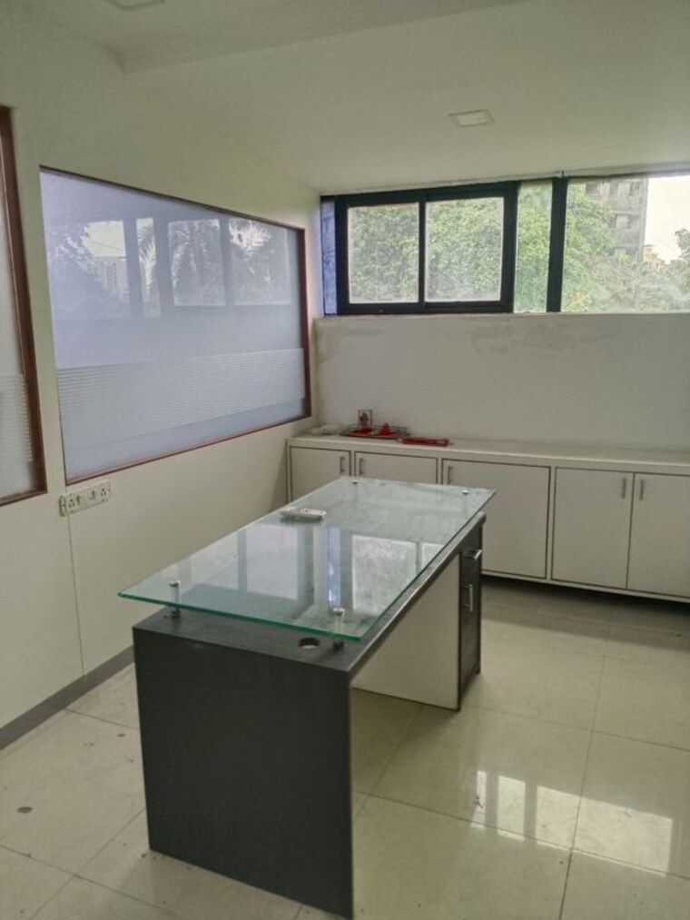 Kitchen, naupada Commercial Office Space 650 Sq.Ft. In Naupada Thane 10502256
