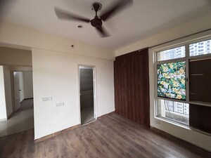 Room in 2.5 BHK Apartment at Jaypee Klassic Shaurya, Sector 134 – for Sale