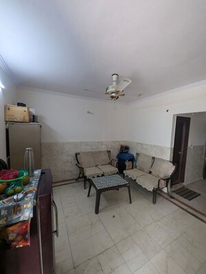 Living Room in 3 BHK Independent House at Sector 22 – for Rent