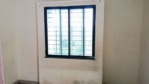 Room in  Apartment at Daund – for Sale