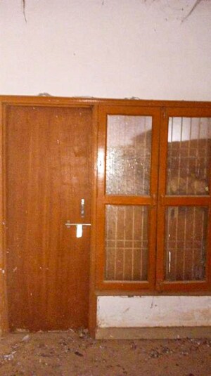 Room in  Apartment at Bhind Road – for Sale