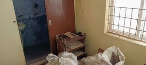 Bedroom in  Apartment at Mambalam – for Sale
