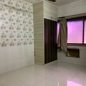 Room in 1 BHK Apartment at Sai Krupa CHS Borivalli West, Shimpoli – for Rent