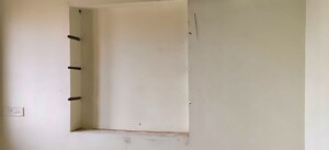 Room in  Apartment at Varadharajapuram – for Sale