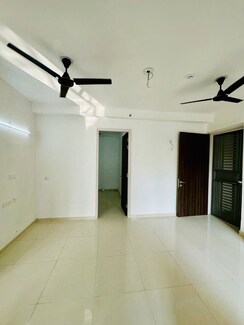 1 BHK + Pooja Room Builder Floor For Sale in Vaishali Sector 5