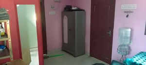 Room in  Shop at Sengulam – for Sale