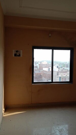 Room in  Apartment at Bhind Road – for Sale