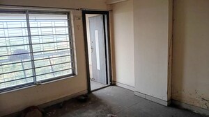 Room in  Apartment at Andur Road – for Sale