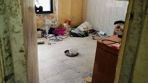 Room in  Apartment at Panch Pakhadi – for Sale
