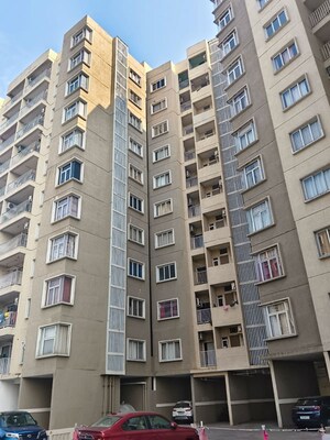  Apartment For Sale in Perungavur