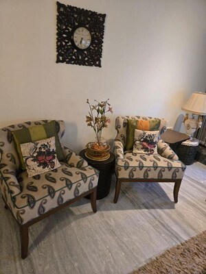 Bedroom in 4 BHK Apartment at Morya Regency, Bandra West – for Rent