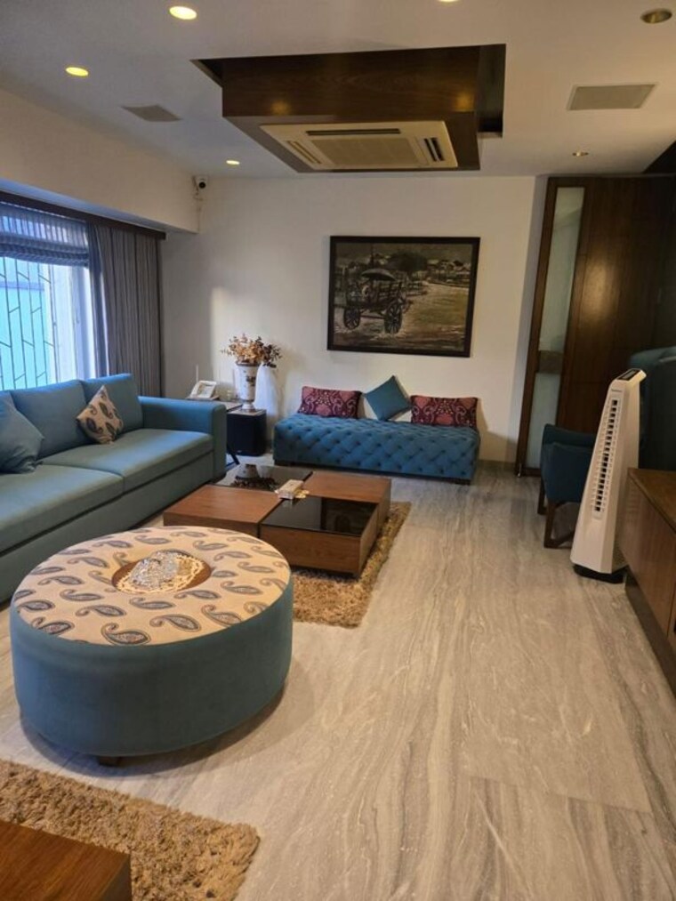 Living Room, morya-regency 4 Bedroom 2550 Sq.Ft. Apartment In Bandra West Mumbai 10502552