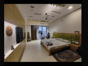 Bedroom in 4 BHK Apartment at Peninsula Heights Bangalore, Jp Nagar – for Rent