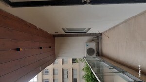 Building Lobby in 3 BHK Builder Floor at Unitech Woodstock Floors, Sector 50 – for Rent